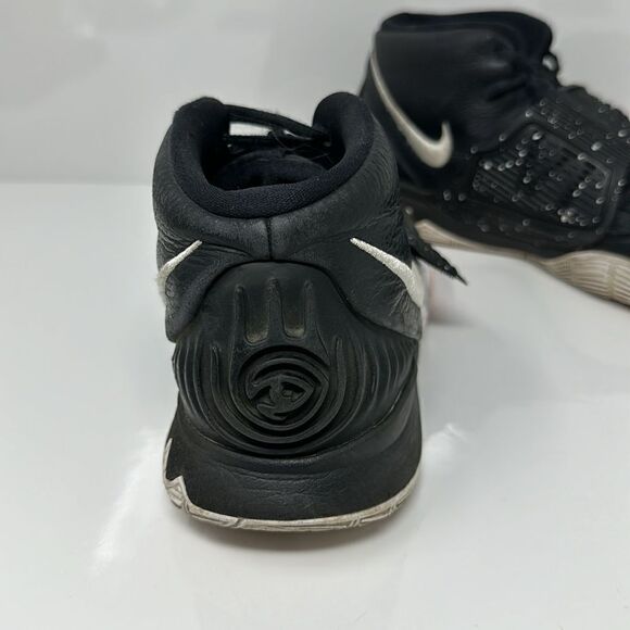 Nike Boys Kyrie 6 BQ5599-001 Black Basketball Shoes Sneakers Size 5.5y - Picture 3 of 5